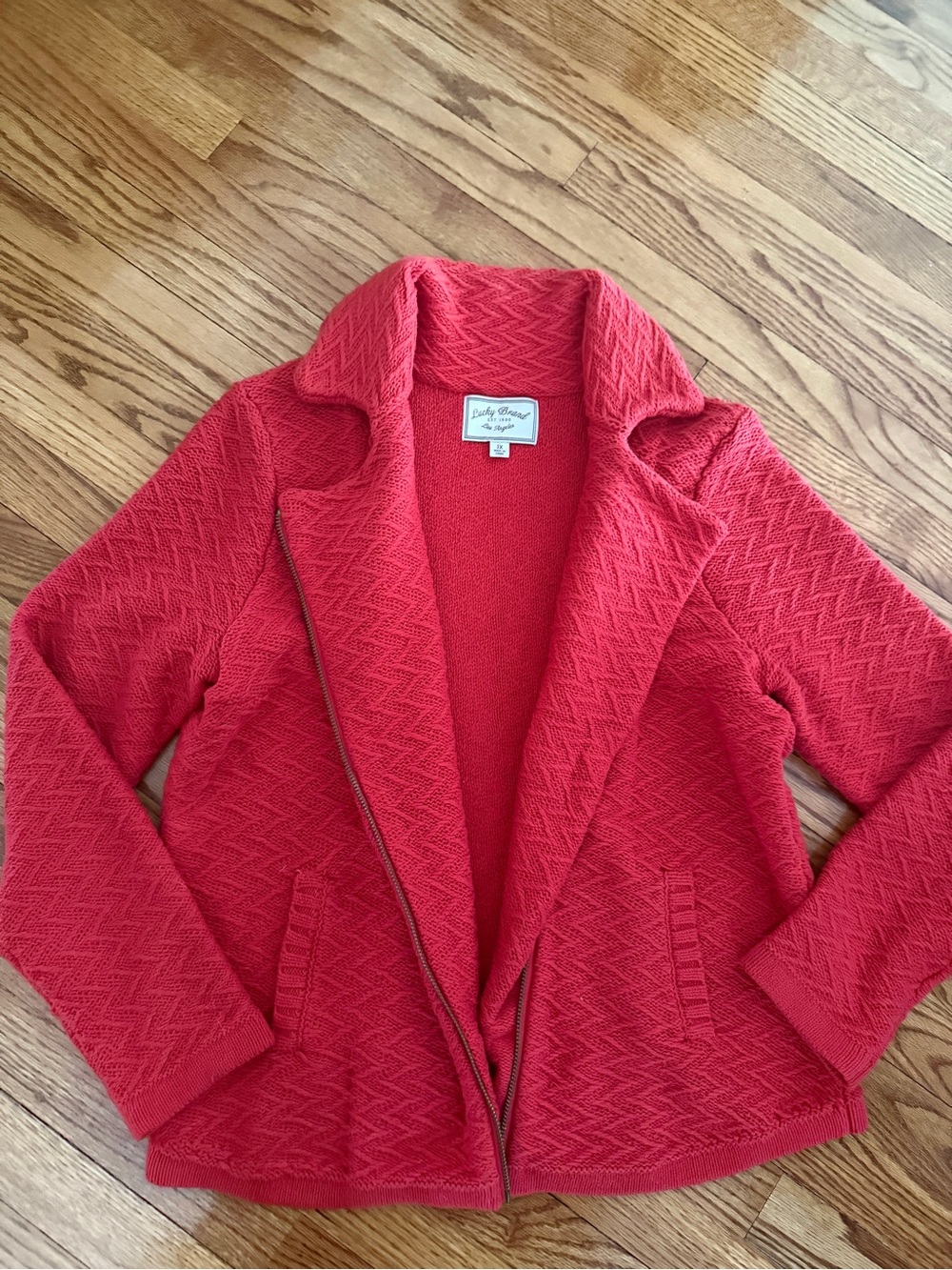 New w/o tags! Convertable Lucky brand collared sweater